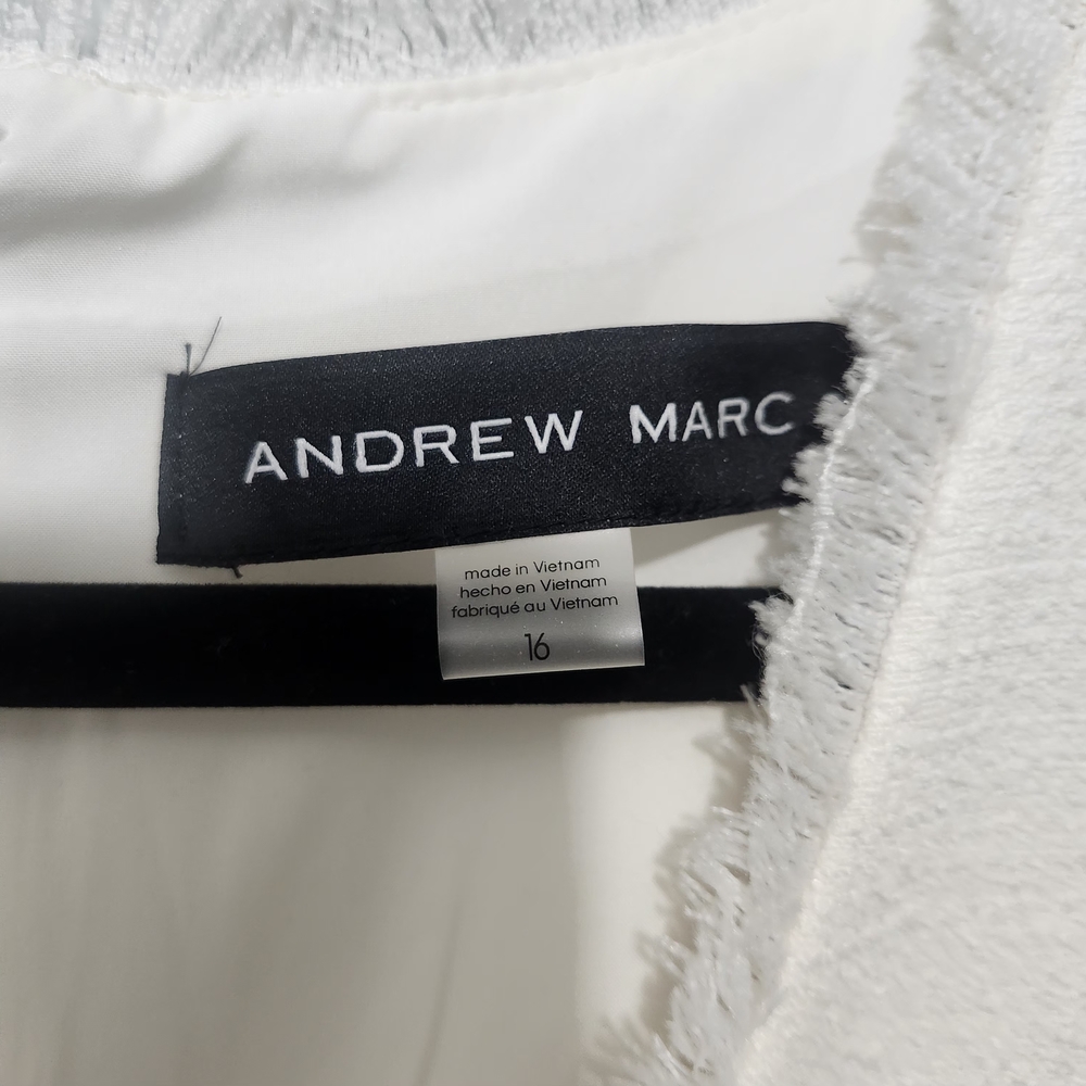 Andrew Marc Ivory V-Neck Dress Size 16 New With Tags - Picture 4 of 9